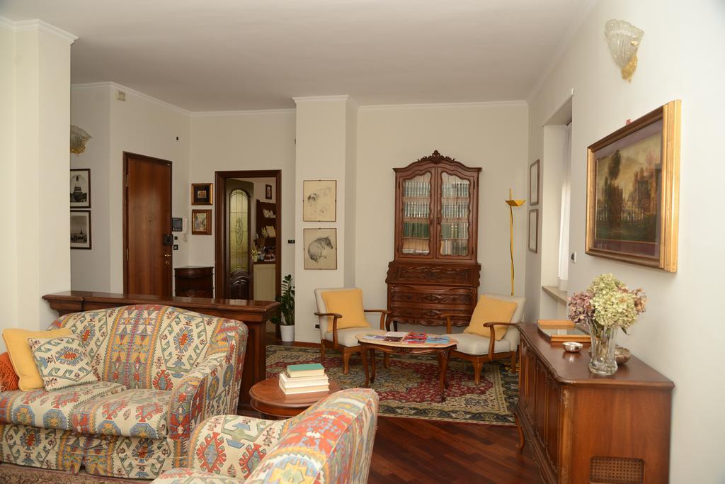 Casa Delle Ortensie Bed & Breakfast Alpignano Eksteriør bilde